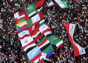 لماذا فشلت التجارب الديمقراطية في الوطن العربي؟