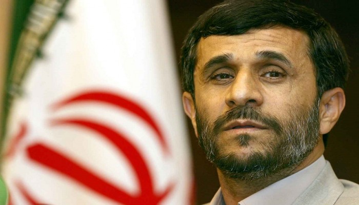 متجاهلا نصيحة «خامنئي».. «نجاد» يتقدم رسميا لانتخابات الرئاسة الإيرانية