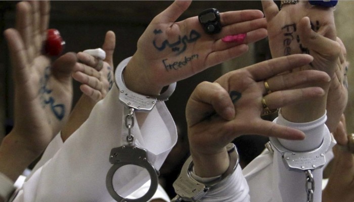 إهانات جنسية وجسدية تطال معتقلات في سجون «السيسي»