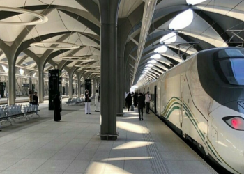 انطلاق الرحلة الاولى لقطار الحرمين بالسعودية