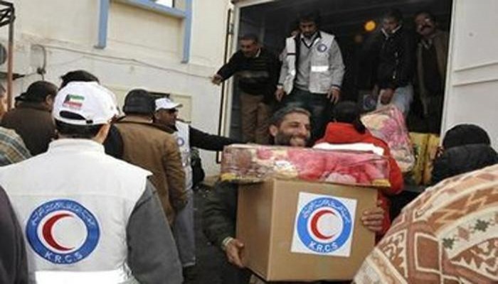 الهلال الأحمر الكويتي والقطري يقدمان مساعدات لأسر سورية شمال لبنان