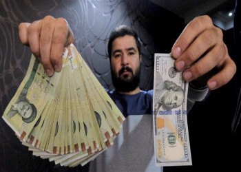 خمسة مؤشرات على ضعف الاقتصاد الإيراني
