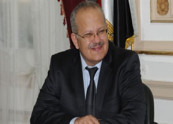 «جامعة القاهرة» توقف 4 أساتذة لمشاركتهم في مؤتمر لـ«الإخوان»