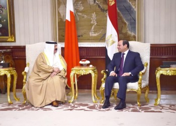 السيسي وعاهل البحرين يبحثان القضايا الثنائية