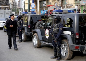 الأمن المصري يعتقل طبيبا مصابا بشلل نصفي وضمور في العضلات