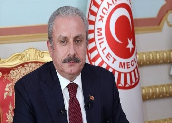 رئيس البرلمان التركي يعزي نظيره المصري في ضحايا حادث القطارين