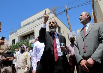 أردنيون يعتصمون أمام السفارة المصرية تنديدا بإعدامات فض رابعة (فيديو)