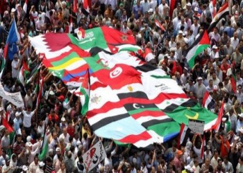 الإيكونوميست: الدول العربية بحاجة إلى قادة وطنيين وليس من يهمهم السلطة والمال فقط