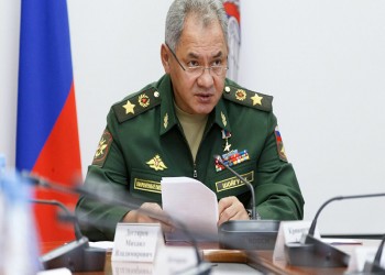 وزير الدفاع الروسي يعلن دعم إنشاء ممر بديل لقناة السويس