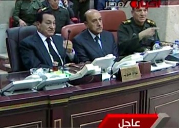 قائد سابق بالجيش المصري يكشف كواليس بيان تنحي مبارك