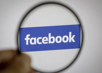 مسربة أسرار فيسبوك: دولتان استغلتا المنصة للتجسس