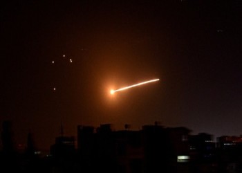 من أصل 12 صاروخا.. منظومة بانتسير-إس دمرت 8 صواريخ أطلقتها إسرائيل على سوريا