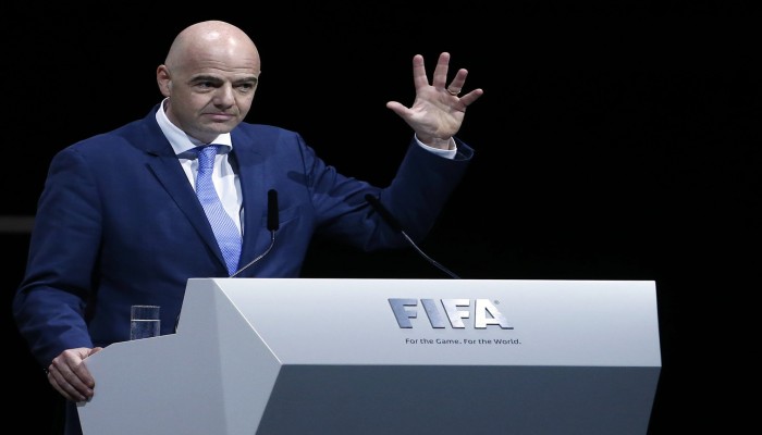 رئيس الفيفا يعرض على إسرائيل والإمارات استضافة كأس العالم 2030