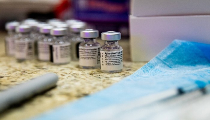 دراسة: اللقاح المضاد لكورونا يخفف معدل الوفاة من أسباب أخرى