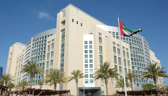  أزمة قرداحي.. الإمارات تعلن اكتمال عودة بعثتها الدبلوماسية ومواطنيها من لبنان