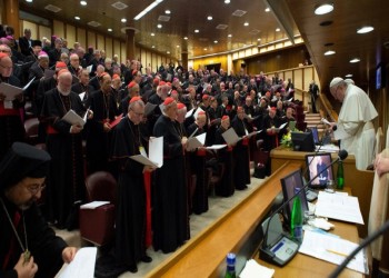 أساقفة فرنسيون يقرون بمسؤولية الكنيسة عن اعتداءات جنسية بحق قاصرين