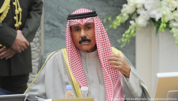أمير الكويت يصدر مرسومين بالعفو وتخفيف أحكام على 35 شخصا