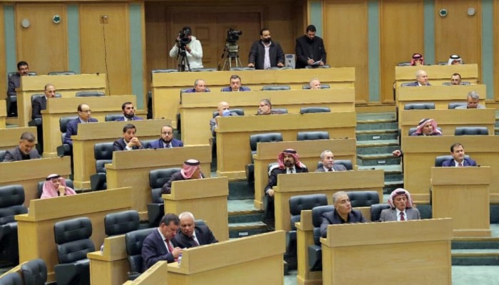 النواب الأردني ينظر في طلب لمناقشة اتفاق النوايا مع الإمارات وإسرائيل