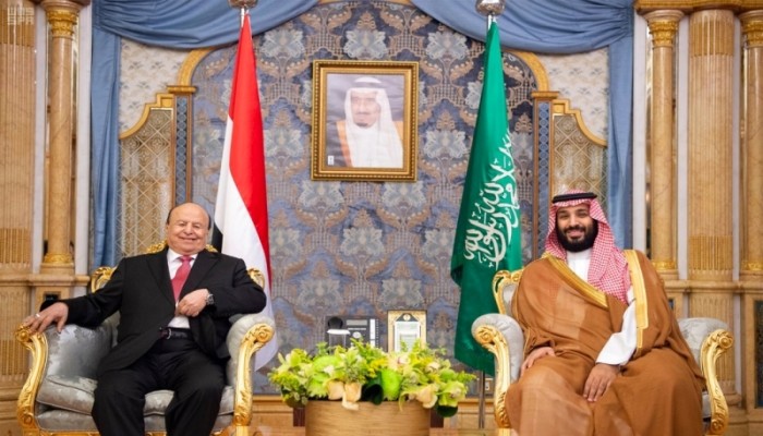 هادي يطلب دعما اقتصاديا عاجلا من السعودية لإنقاذ اليمن