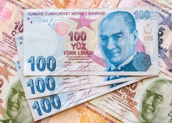 الليرة التركية تعاود الهبوط أمام الدولار
