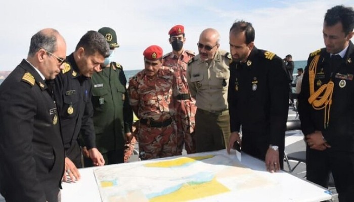 بالصور.. عمان وإيران تنفذان تدريبات بحرية مشتركة