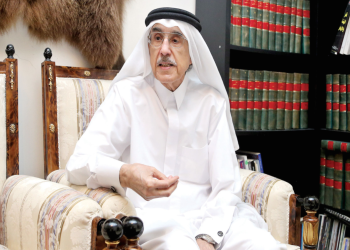 وزير قطري سابق ينتقد تدهور اللغة العربية بالخليج ويقترح قانونا لحمايتها