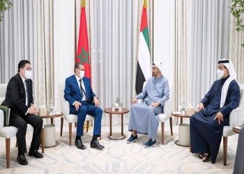 بن زايد يبحث مع رئيس حكومة المغرب العلاقات الثنائية وقضايا المنطقة