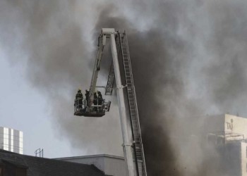 اندلاع حريق في مقر برلمان جنوب أفريقيا