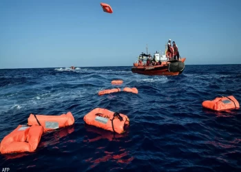 مصرع 6 مهاجرين وفقدان 29 إثر غرق قاربهم قبالة ليبيا