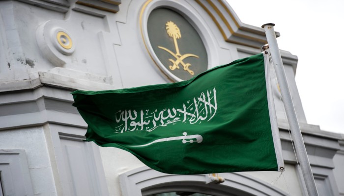 بريطانيا تعفي السعوديين من إجراءات التأشيرة.. والمملكة ترحب