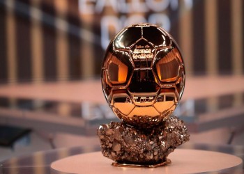 فرانس فوتبول تكشف عن موعد حفل جوائز الكرة الذهبية 2022
