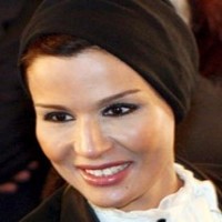 الشيخة موزا بنت ناصر