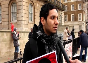 ناشط بحريني في المنفى يتهم المنامة باضطهاد عائلته