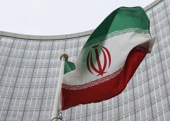 كاتب إيراني يتوقع فشل محادثات الاتفاق النووي الإثنين