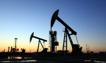 شح الإمدادات وتوقعات انتعاش الطلب الصيني يصعدان بأسعار النفط