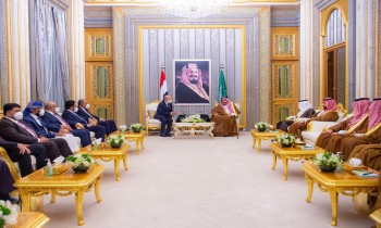 اليمن.. خلافات بالمجلس الرئاسي تعطل 3 مليارات دولار مساعدات سعودية وإماراتية