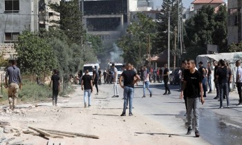إصابة العشرات في مواجهات مع الاحتلال الإسرائيلي بالضفة والقدس