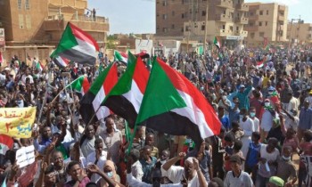 السودان.. مظاهرات جديدة ضد التدخلات الأجنبية والتسوية مع العسكريين
