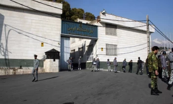"مثير للاشمئزاز".. تقرير يكشف اعتداءات جنسية بحق معتقلين بالسجون الإيرانية