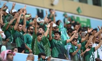 تفاؤل حذر من جماهير السعودية قبل مباراة الأخضر مع بولندا