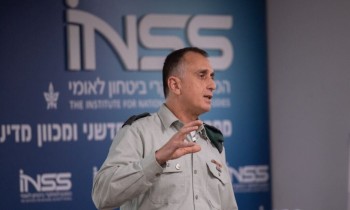 جنرال إسرائيلي سابق: مؤشرات واضحة لاحتمال اندلاع انتفاضة ثالثة
