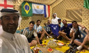شهادات لمشجعين أجانب.. ن. تايمز: تجربة المونديال رائعة في قطر بعيدا عن الهجمات الإعلامية
