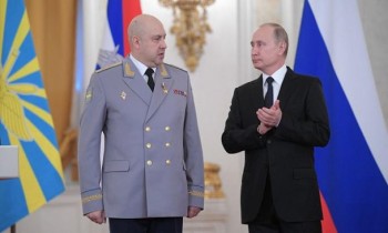 ما وراء تغيير بوتين القيادة العسكرية بأوكرانيا: عجز أم تمهيد لتصعيد؟