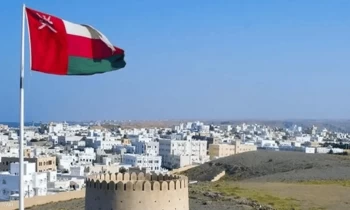 معهد دول الخليج العربية: عمان ليست دولة محايدة وضعفها الاقتصادي وراء تهميشها