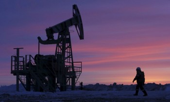 بدء الحظر الروسي على تطبيق سقف أسعار النفط.. ما آليته؟