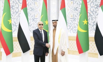 قادما من الدوحة.. رئيس موريتانيا يبحث في أبوظبي تطوير التعاون