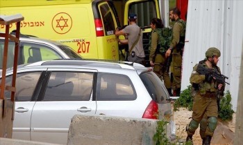 بعد إطلاق نار على سيارتهم.. إصابة 3 جنود إسرائيليين في حوارة جنوب نابلس (فيديو)