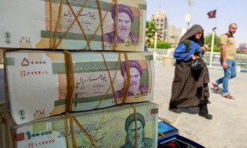 وول ستريت جورنال: الصفقة السعودية الإيرانية لن تدعم اقتصاد طهران المترنح