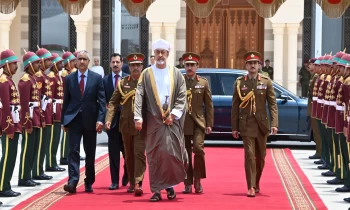الأولى منذ توليه منصبه.. سلطان عمان يتوجه إلى مصر