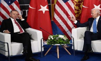 ميدل إيست آي: من غير المرجح إعادة ضبط العلاقات بين أمريكا وتركيا بعد الانتخابات